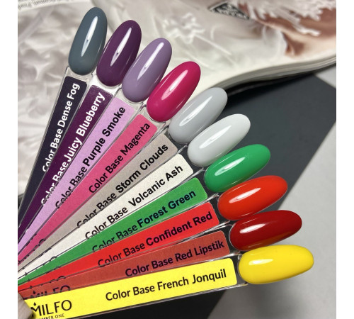 Base for nails Komilfo Color Base Confident Red, classic red, 8 ml