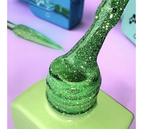 База кольорова DNKA Cover base №090 Wizard світловідбиваюча зелена, 12 мл