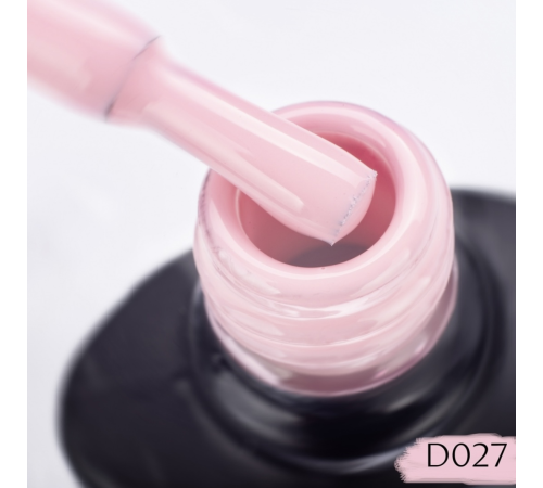 Гель-лак Komilfo Deluxe Series №D027 світлий лілово-рожевий емаль, 8 мл