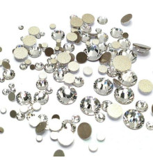 White transparent rhinestones of different sizes glass 720 pcs