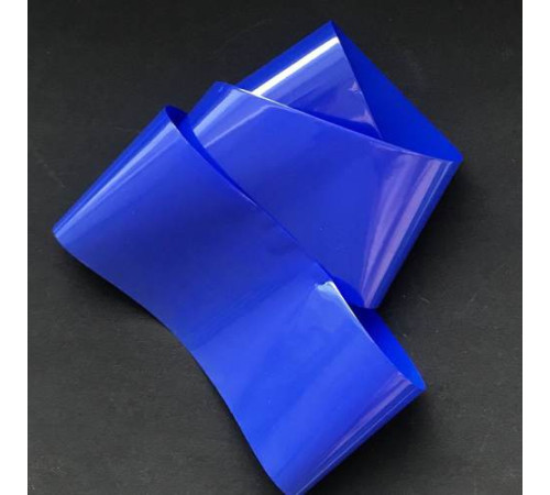 The foil for craquelure is matte blue
