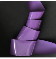 The foil for craquelure is matte purple
