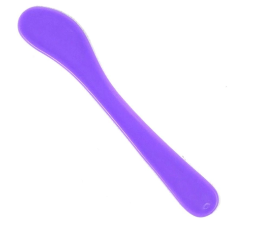 Cosmetic plastic spatula