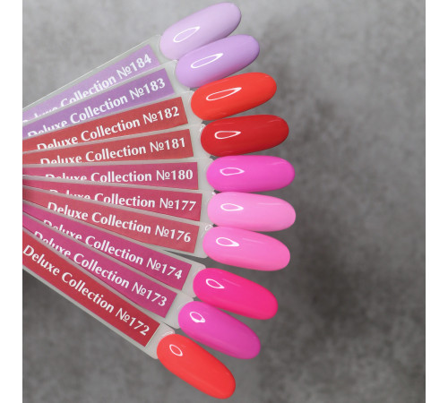 Gel polish Komilfo Deluxe Series No. D184 HEMA/TPO free, light lilac-purple enamel, 8 ml